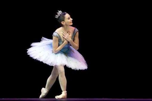 espana ballet homenaje tamara rojo actua en el homenaje a alicia alonso en sevilla 020x381 L
