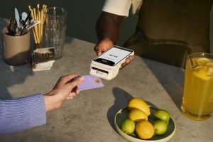 SumUp lanza Terminal: TPV, punto de venta y gestión de pedidos en un único dispositivo