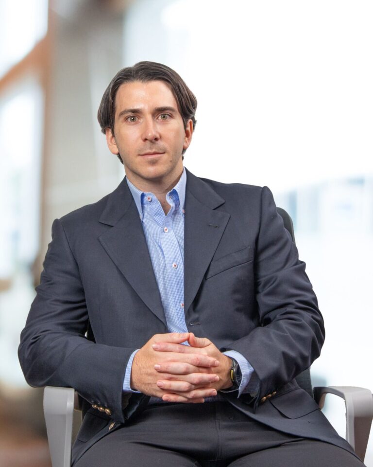 Impacto Del Contexto Macroeconomico en las Decisiones de Inversion Perspectivas